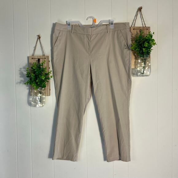 Worthington Petite Women's Khaki Capris Stretch Slacks 16P - Picture 1 of 4